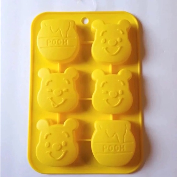 WINNIE THE POOH LARGE SILICONE MOLD - Picture 2 of 6